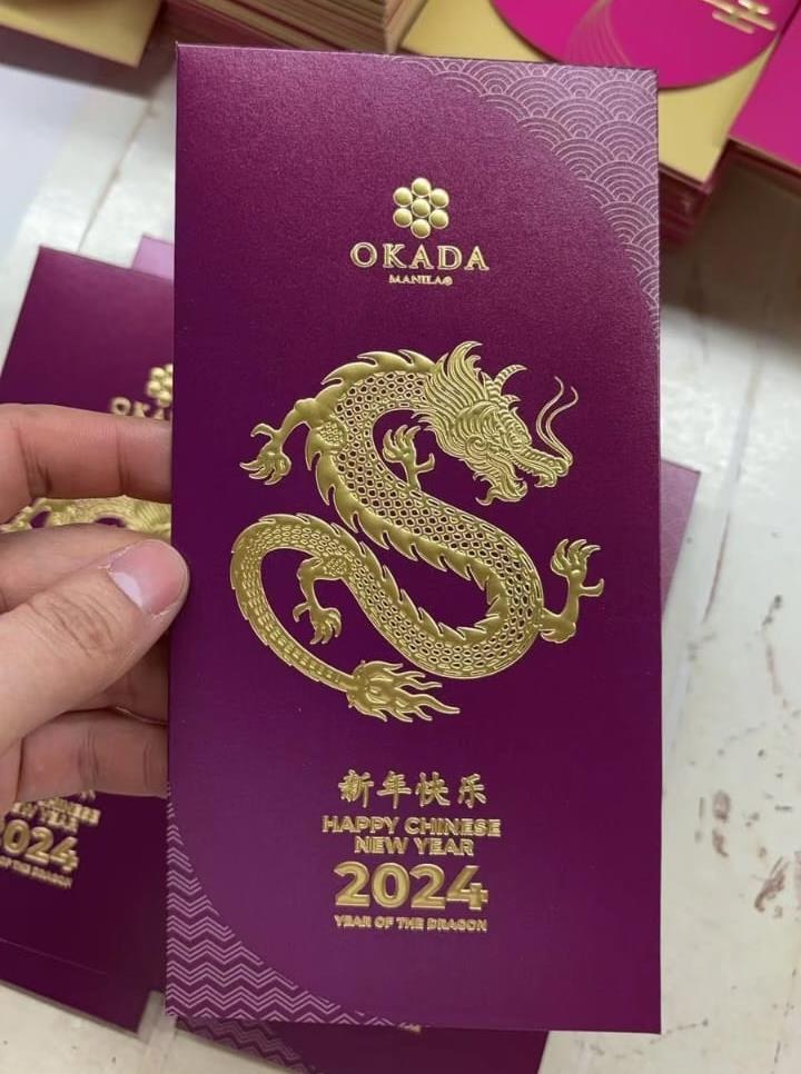 Metallic-embossed Chinese New Year hongbao red packet